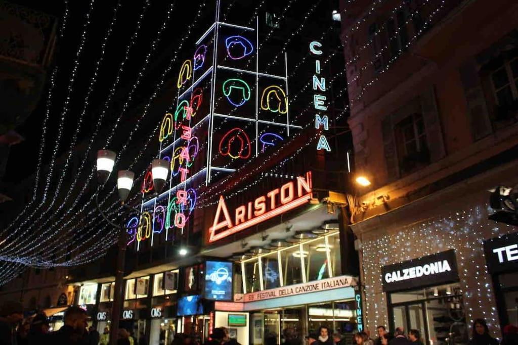 Appartamento Incantevole In Piazza Bresca, San Remo Exterior foto