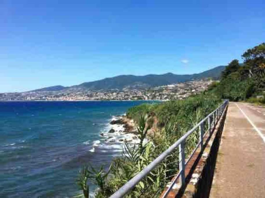 Appartamento Incantevole In Piazza Bresca, San Remo Exterior foto